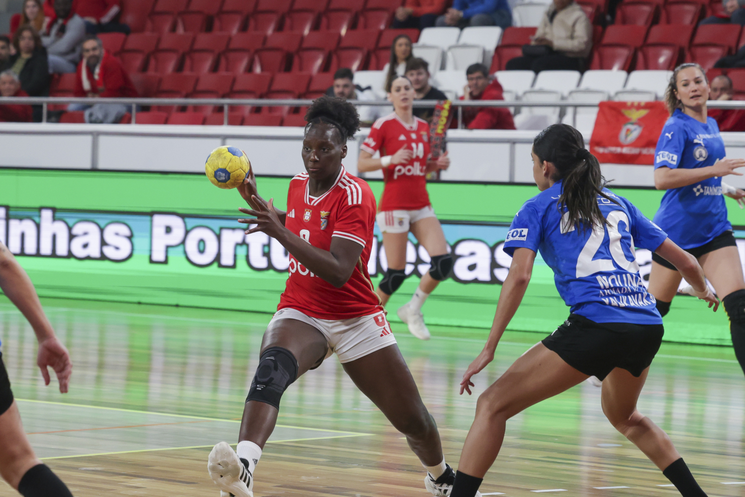 Ehf European Cup Sl Benfica Parte Em Vantagem Para A Turquia