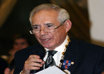 Luis Santos