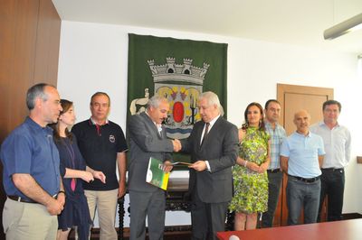 Assinatura de Protocolo de Parceria entre Federação e CM Vila Verde