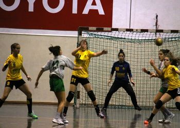 Colégio de Gaia : CA Leça - Campeonato Nacional Juniores Femininos 2013/14 - foto: A. Oliveira