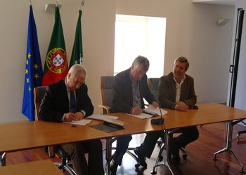 Assinatura do Protocolo - FAP e Câmara Municipal de Armamar