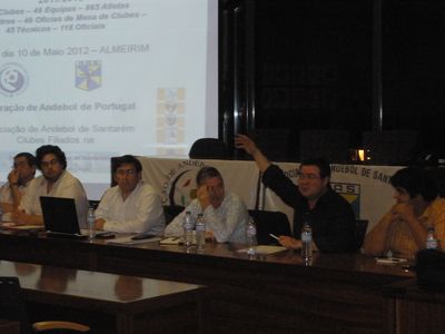 Ulisses Pereira e Augusto Silva na reunião com a Associação e clubes de Santarém