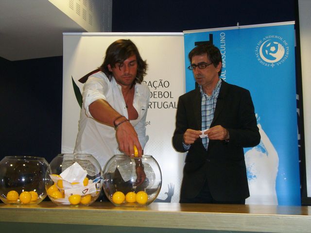 Pedro Solha (SCP) e Luis Pacheco (FAP) - sorteio Andebol 1 2013/ 2014