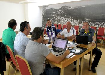 Reunião na Nazaré - Campeonato da Europa de Andebol de Praia 2016 - 11.08.2015