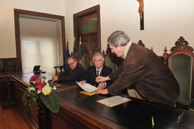 Assinatura do protocolo de organização do Portugal – Áustria