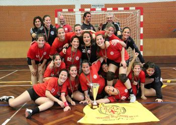 Juve - campeã nacional de Juniores Femininos 2013-14 - foto: António Oliveira