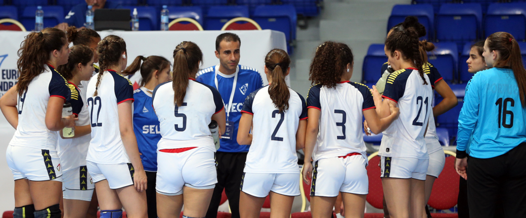 Andebol de Praia: Seleções Nacionais sub-17 Masculinos e Femininos